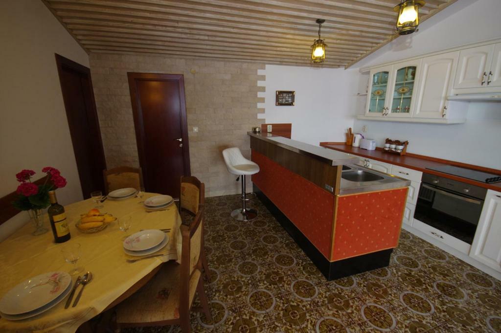 Villa Libertas Brela Bagian luar foto