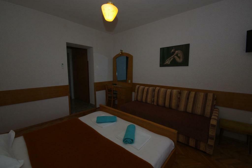 Villa Libertas Brela Bagian luar foto