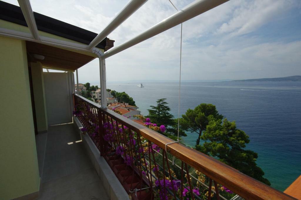 Villa Libertas Brela Bagian luar foto