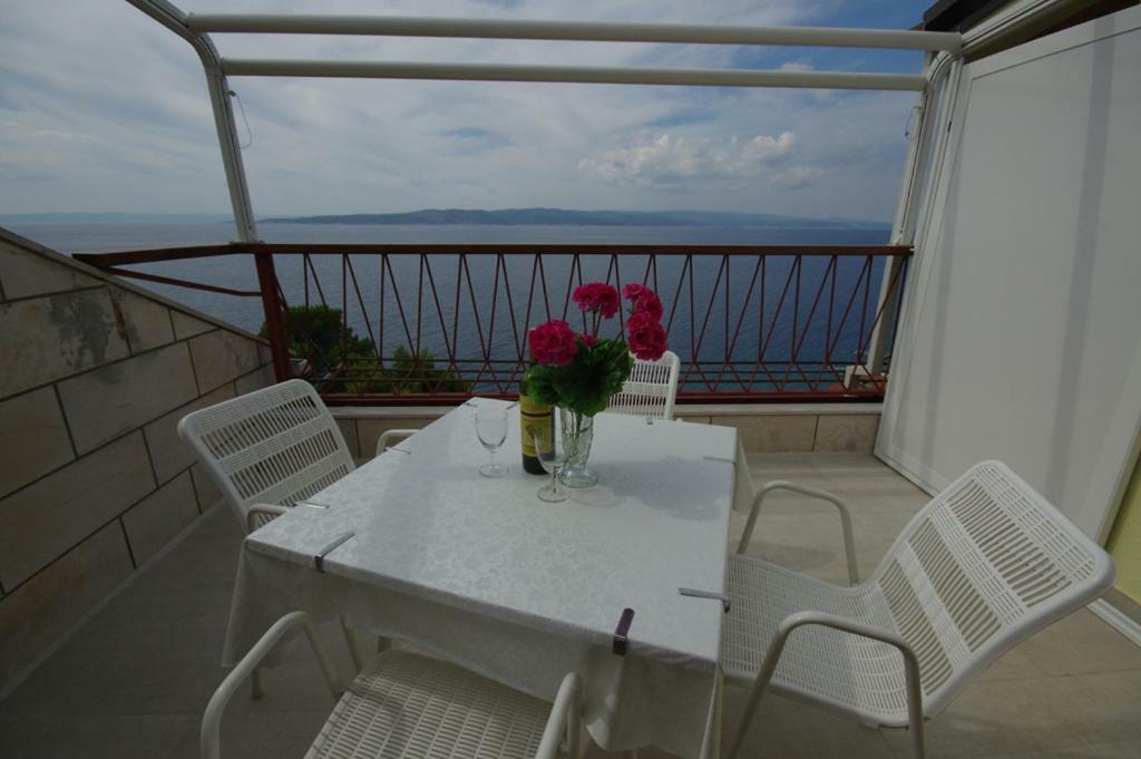 Villa Libertas Brela Bagian luar foto