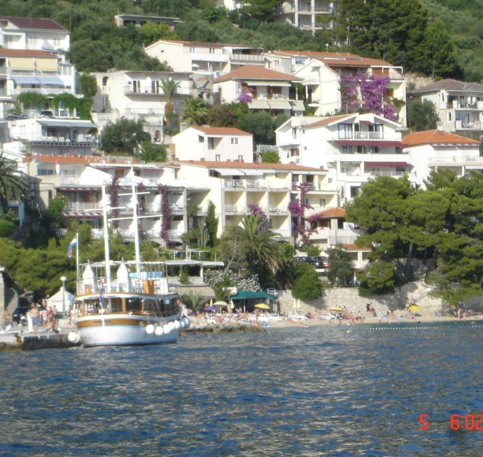 Villa Libertas Brela Bagian luar foto